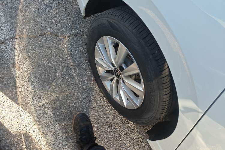 Used Volkswagen Lavida 2023 Revised 1.5L Automatic DeYi Edition