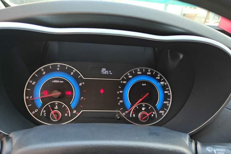 Used Haima V70 2016 2.0L Manual - Enjoyment Version 6 Seats