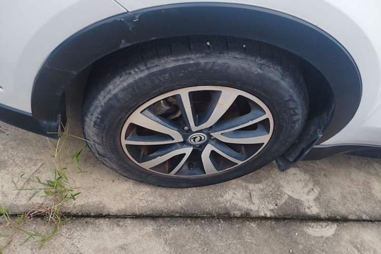 Used Dongfeng Fengon 580 2016 Revised Version 1.5T CVT Luxury Edition
