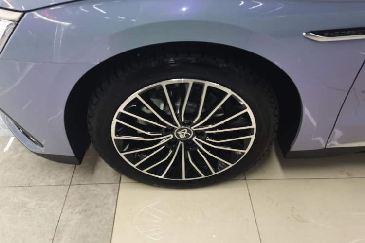 Used BYD Han 2023 DM-i Champion Edition 121KM Prestige Model
