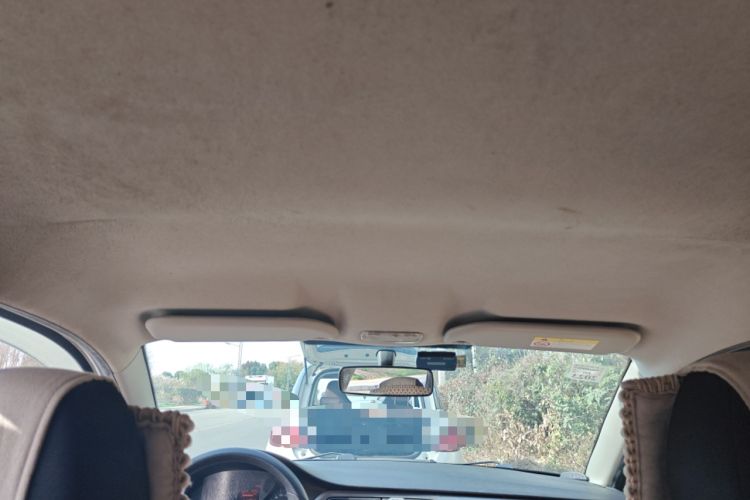 Used Citroen Elysee 2015 Zhishang Edition 1.6L Manual Fashion Model
