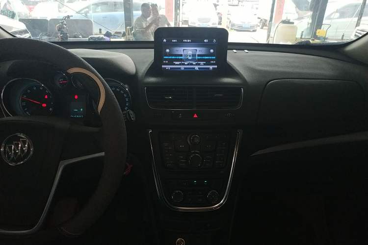 Used Buick Encore 2015 1.4T Manual Two-Wheel Drive Urban Advanced Model