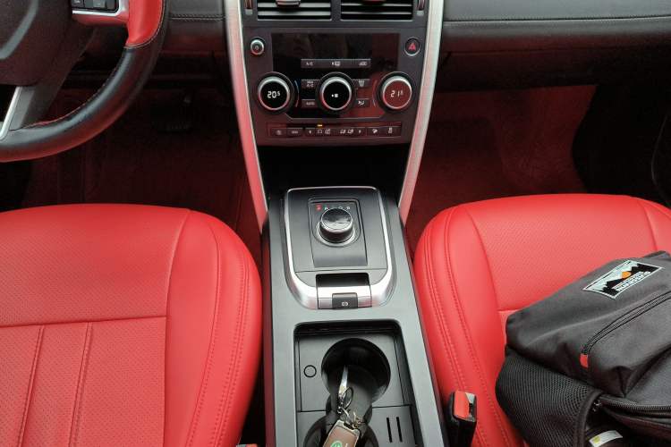 Used Land Rover Discovery Sport 2018 240 PS SE Version
