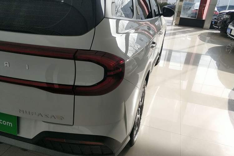 Used Hyundai ix35 2023 Musso 2.0L Deluxe Edition DLX
