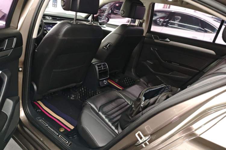 Used Volkswagen Magotan 2017 330TSI DSG Leading Model