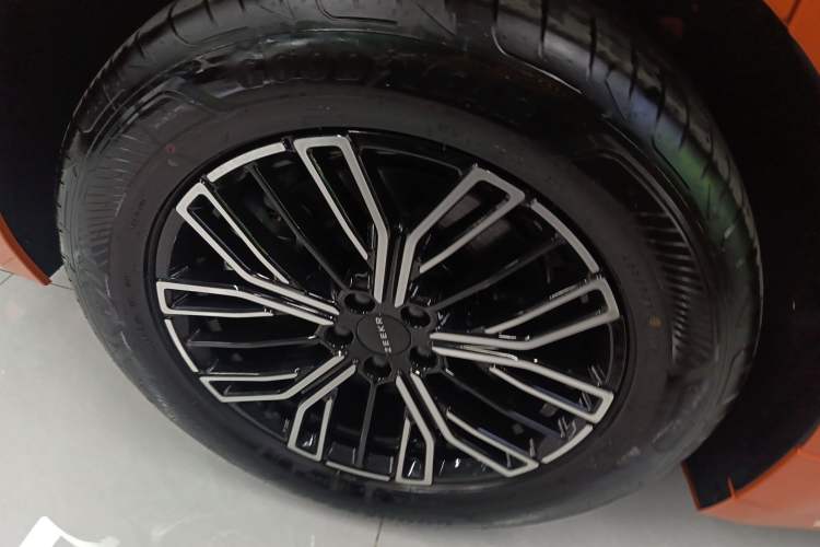 Used Zeekr 001 2025 WE Edition 100 kWh Rear-Wheel Drive
