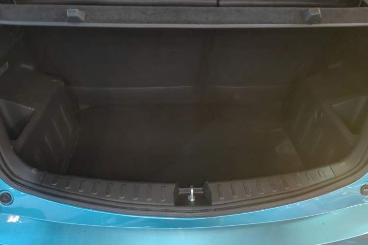 Used Geely Auto Vision X3 2019 Upgraded Model 1.5L CVT Elite Version
