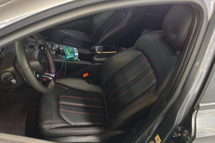 Used GAC Trumpchi EMPOW 2021 270T DCT J16 Version
