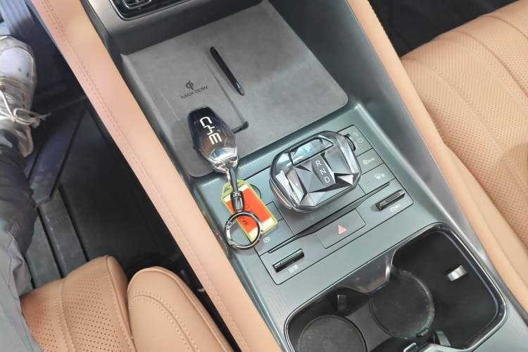 Used BYD Song L EV 2025 662 km Advanced Intelligent Driving Version
