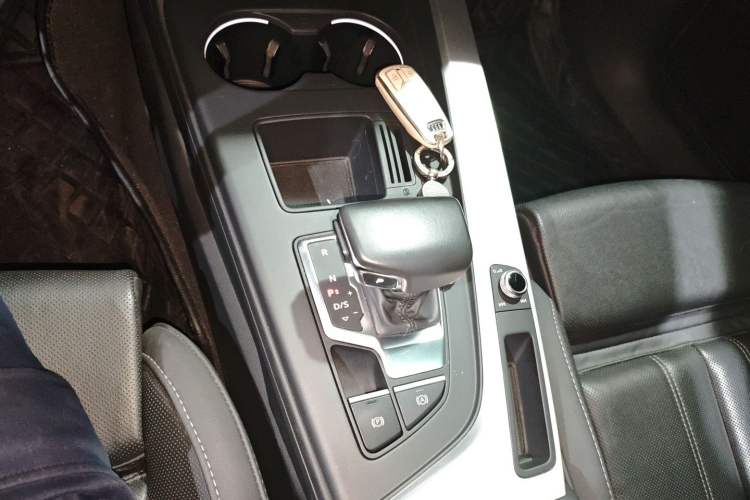 Used Audi A4L 2022 40 TFSI Fashion Dynamic Model