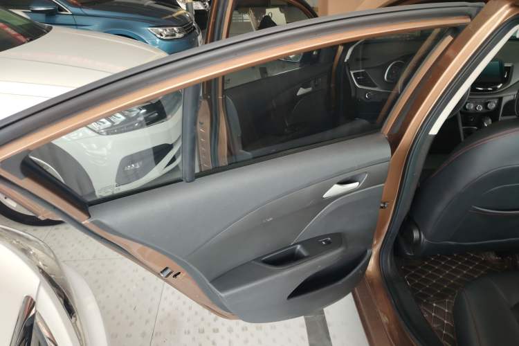 Used Chevrolet Cavalier 2018 320 Automatic Enjoyment Sunroof Edition
