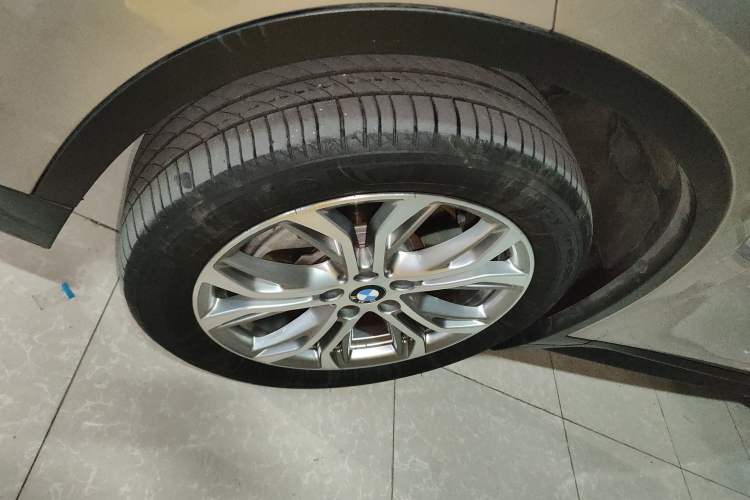 Used BMW X1 2019 sDrive20Li Leading Model
