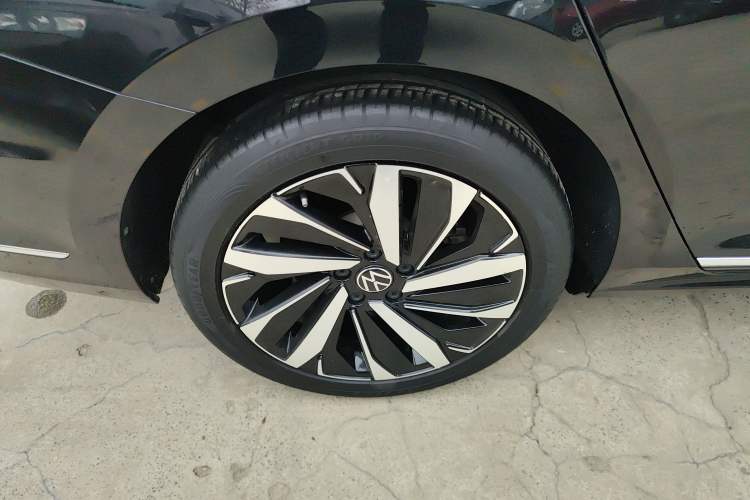 Used Volkswagen Passat 2023 Revised 330TSI Elite Edition
