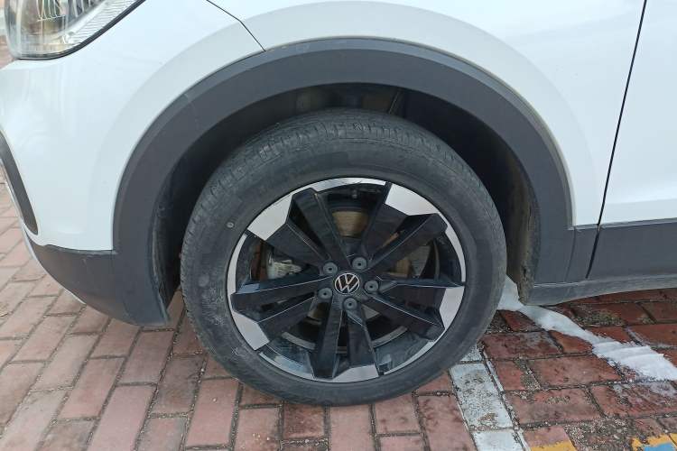 Used Volkswagen Tacqua 2023 200TSI DSG Joy-Connect Edition
