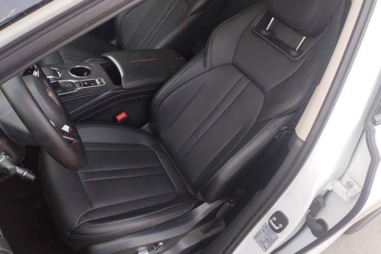 Used Hongqi HS3 PHEV 2024 PHEV 115km Jingwei Edition