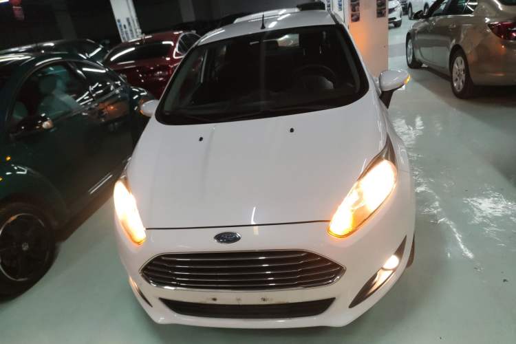 Used Ford Fiesta 2013 Hatchback 1.5L Automatic Fashion Edition