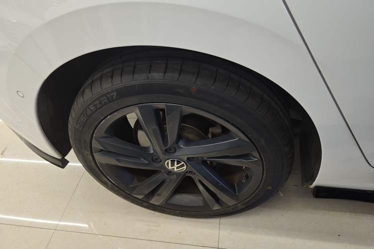 Used Volkswagen Golf 2021 280TSI DSG R-Line
