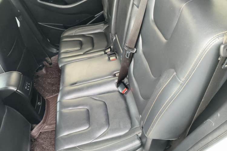 Used Dongfeng Fengon 580 2017 1.5T Manual Luxury Model