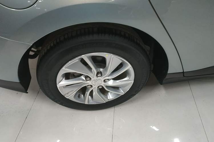 Used Buick Velite 6 2022 Plug-in Hybrid Connected Fashion Model
