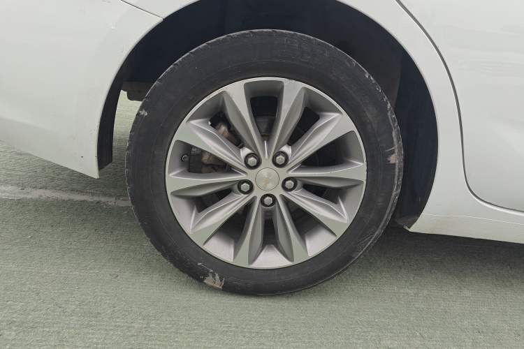 Used Chevrolet Monza 2022 320 Automatic Enjoyment Sunroof Version