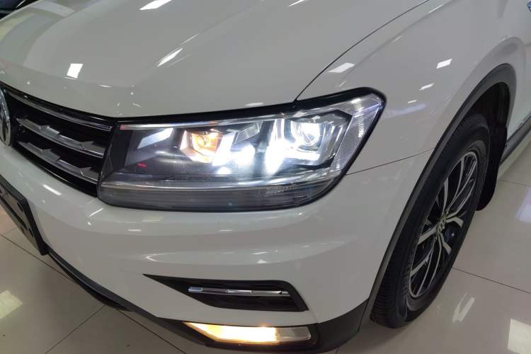 Used Volkswagen Tiguan L 2017 330TSI Automatic Two-Wheel Drive Luxury Edition
