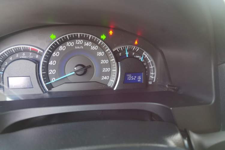 Used Toyota Camry 2016 2.0E 10th Anniversary Elite Edition
