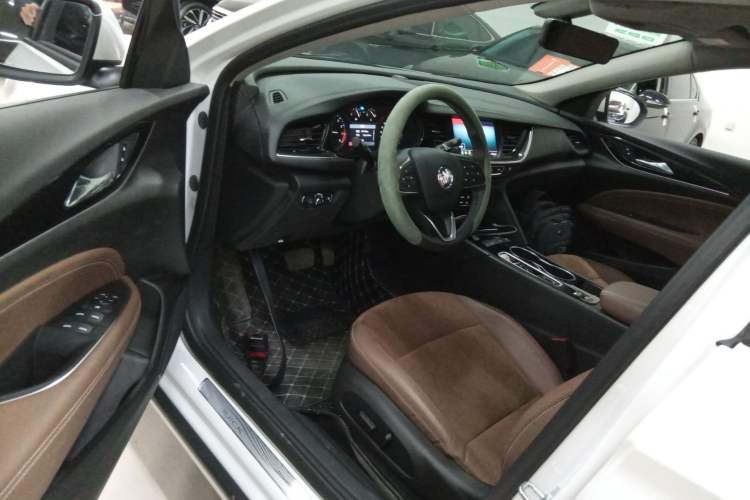 Used Buick Regal 2023 552T Smart Enjoyment Version
