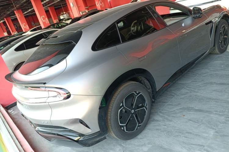 Used  YU7 2025 Ultra-Long Range Rear-Wheel Drive Version
