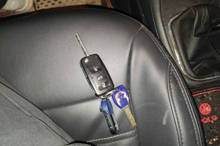 Used Volkswagen Polo 2014 1.6L Manual Comfort Edition
