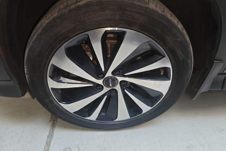 Used BYD Song PLUS New Energy 2024 Honor Edition EV 520km Luxury Model
