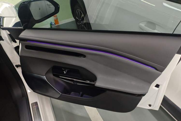 Used  GT 2024 Global Model 710 Ultra-High-Voltage LiDAR Edition
