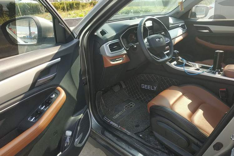 Used Geely Auto Vision X6 2020 1.4T CVT Luxury Edition