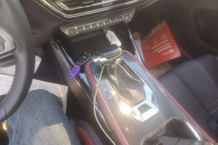 Used Oshan X5 2021 Revised Version 1.5T DCT Luxury Edition
