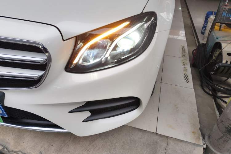 Used Mercedes-Benz E-Class 2019 Restyled E 300 L Sporty and Stylish Edition
