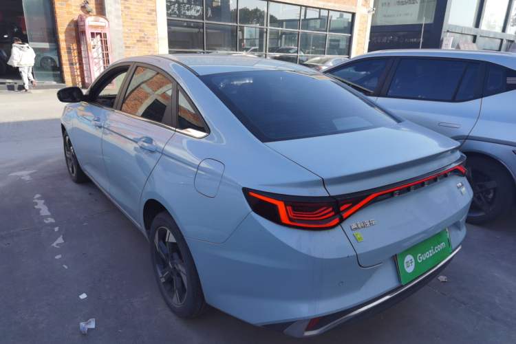 Used Geely Auto Emgrand L HiP 2022 1.5TD-DHT Pro 100KM Super Clean
