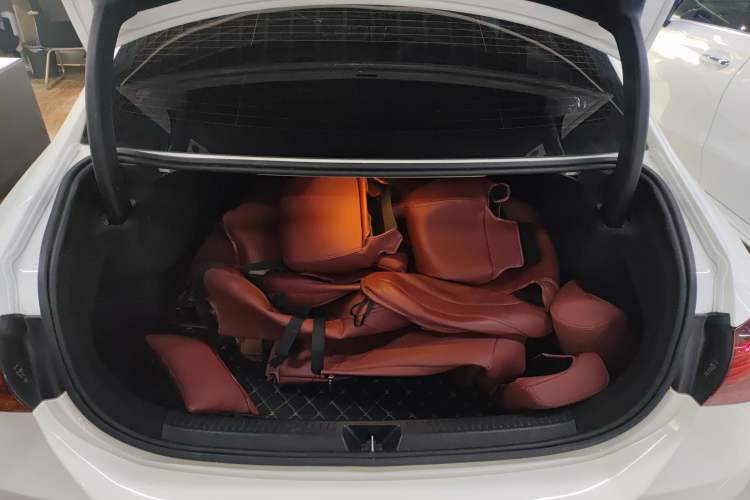 Used Mercedes-Benz A-Class 2022 Revised Version A 200 L Sport Sedan Fashionable Style
