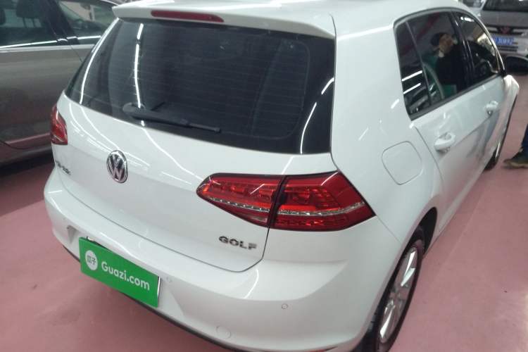 Used Volkswagen Golf 2015 1.6L Automatic Fashion Model