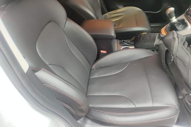 Used Haval M6 2017 1.5T Manual Two-Wheel Drive Elite Model
