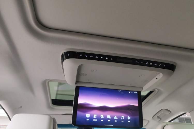 Used Buick GL8 New Energy 2024 Lu Zun Luxury Edition 7-Seater
