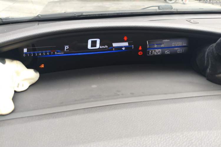 Used Honda Jade 2014 1.8L Automatic Comfort Elite Version 5 Seats