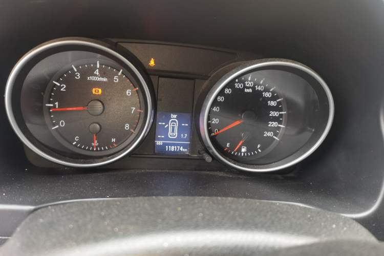 Used Haval H6 2015 Upgraded Model 1.5T Manual Two-Wheel Drive Elite Version