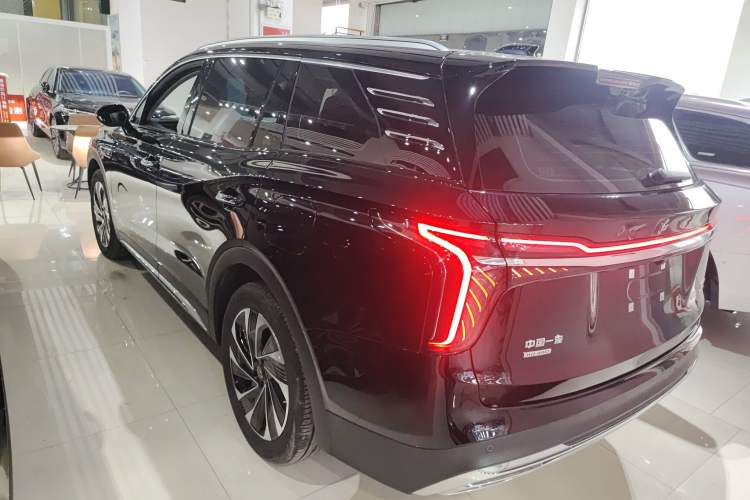 Used Hongqi HS7 PHEV 2024 2.0T PHEV Four-Wheel Drive Flagship Edition 6 Seats
