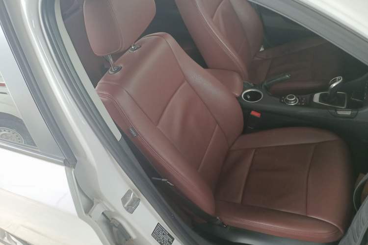 Used BMW X1 2015 sDrive18i Fashion Upgrade Edition
