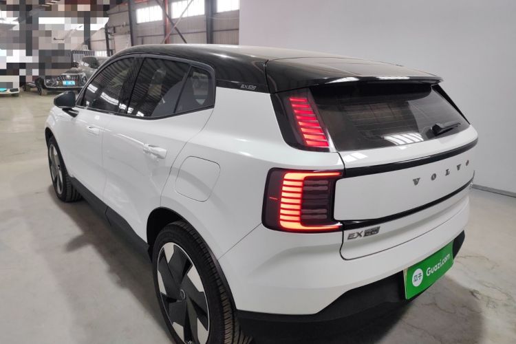 Used Volvo EX30 2025 Rear-Drive Long-Range Plus Model