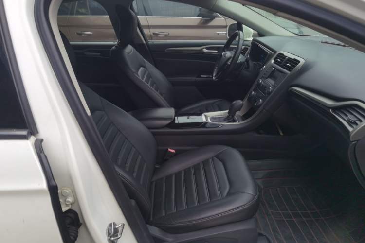 Used Ford Mondeo 2013 2.0L GTDi 200 Fashion Edition
