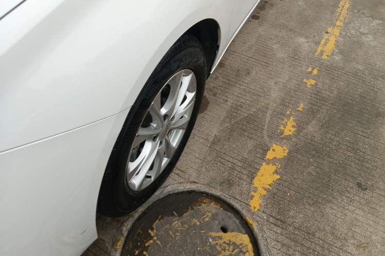 Used Roewe i5 2024 1.5L CVT Luxury Edition
