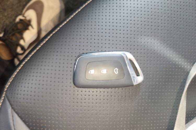 Used Baojun KiWi EV 2022 Artist Lite Edition Lithium Iron Phosphate
