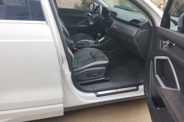 Used Audi Q3 2019 35 TFSI Fashion Dynamic Model
