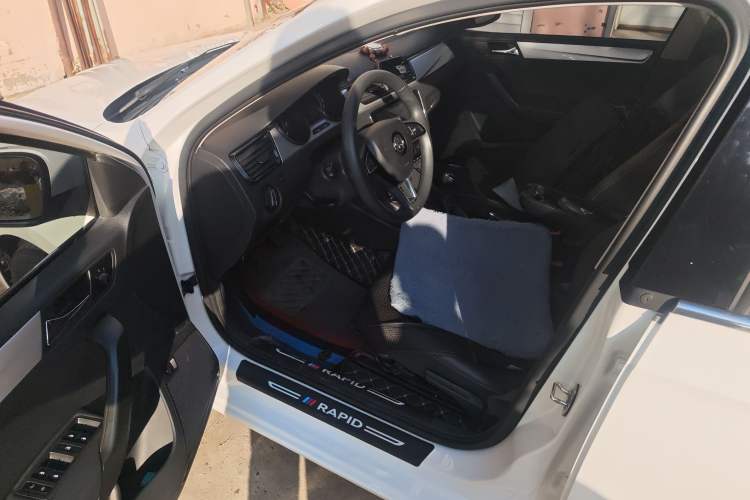 Used Skoda Rapid 2020 1.5L Manual Comfort Edition
