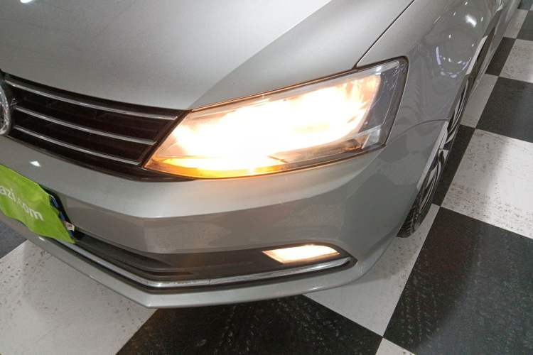 Used Volkswagen Sagitar 2017 1.6L Automatic Comfort Model
